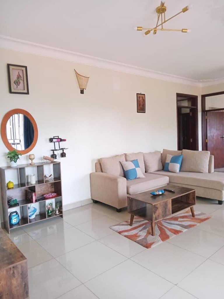 The Abode Apartments Lake View & Breakfast Suite Near Beach Entebbe Exteriér fotografie