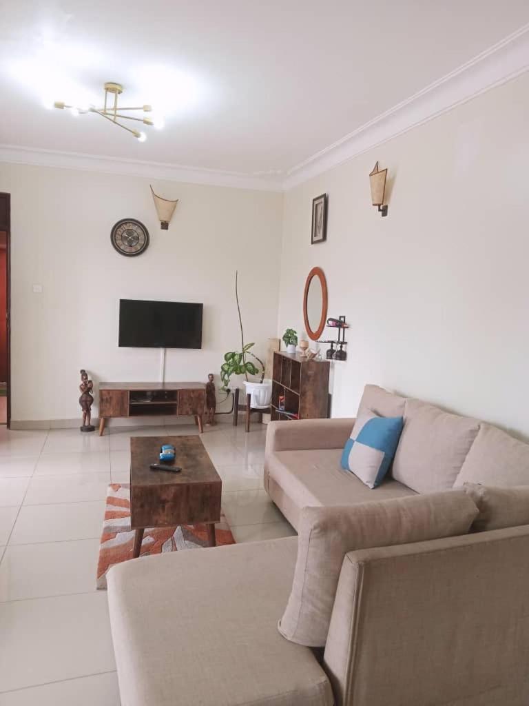 The Abode Apartments Lake View & Breakfast Suite Near Beach Entebbe Exteriér fotografie